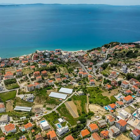 Artea * Podstrana