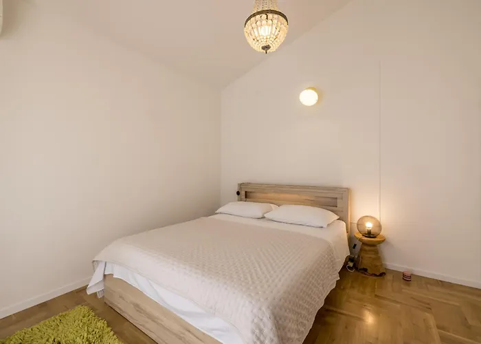 빌라 Artea, Luxurious With Heated Pool 포드스트라나