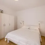 Artea, Luxurious With Heated Pool Villa