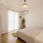 Villa Artea, Luxurious With Heated Pool Podstrana