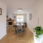Artea, Luxurious With Heated Pool Villa