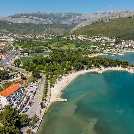 Artea Βίλα Ποντστράνα